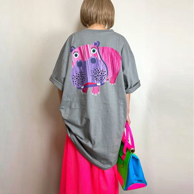 バックプリントTシャツ